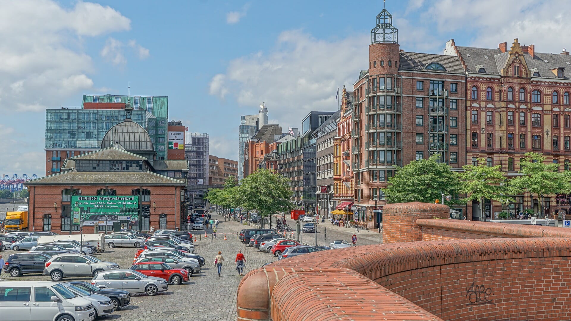 Das ist ein Bild von Hamburg. Hamburg ist die Stadt in der der Kurs stattfindet.